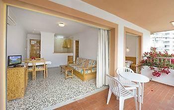 Apartamentos Bon Sol - Los Rosales Playa d'en Bossa Exterior foto